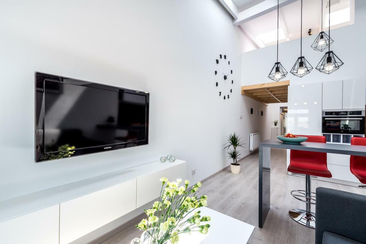 Panorama Twin Loft Superior Appartement Poznań Buitenkant foto